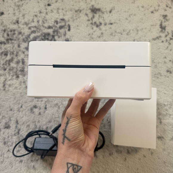 ASprink BT Thermal Label Printer w/ 4x6 Labels - Picture 4 of 12